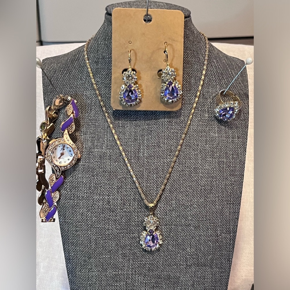 SPG Gold Toned Fashion Necklace and Watch Set.